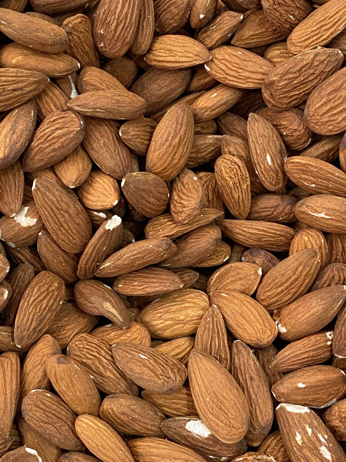 amendoa sem casca crua amendoa sem casca crua