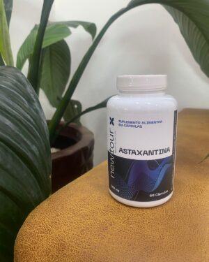 newfour astaxantina.jpg